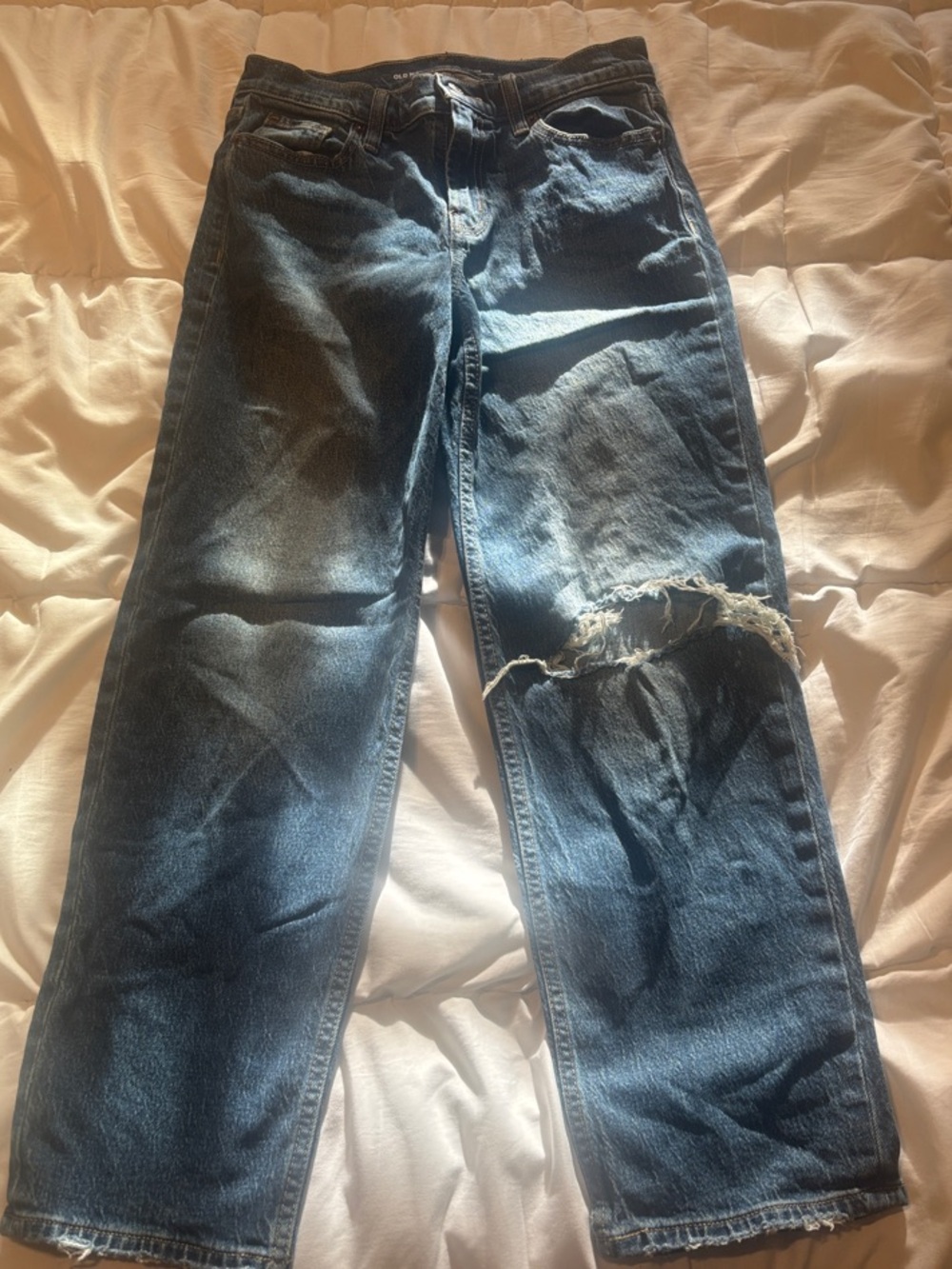 Old Navy Dark Blue Straight-Leg Jeans with Knee Rip